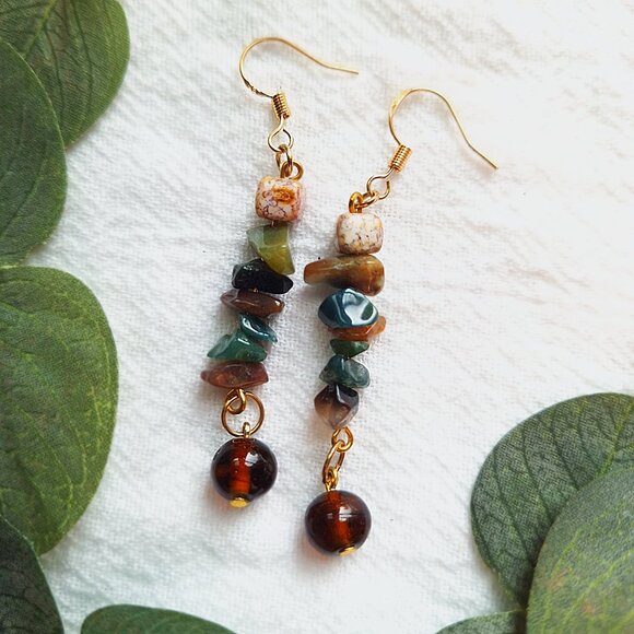 Indian Agate Crystal Earrings, Earthy Goblincore Earrings, Woodland Fairy Grunge - Picture 3 of 8